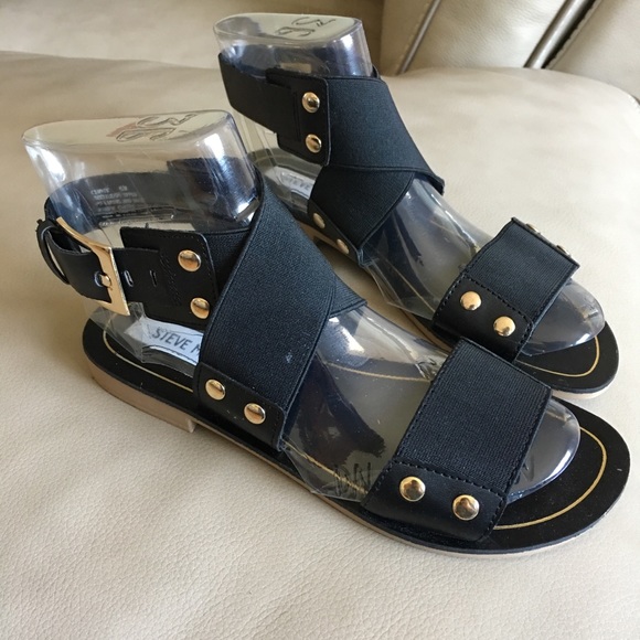 steve madden black elastic sandals